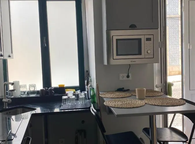 T 2 In The Heart Of Apartment *